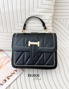 CHIC CHOC HANDBAG (BLACK) BG026