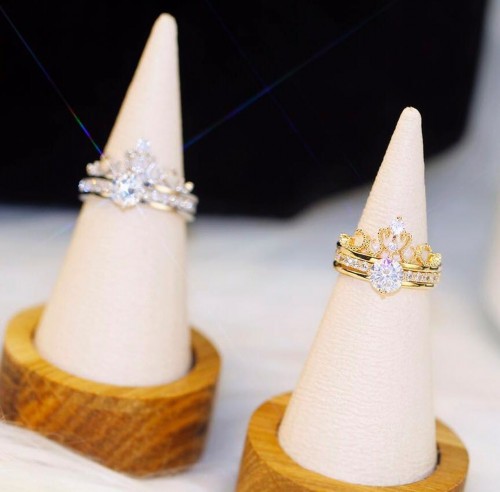 TIARA PRINCESS RING BY CHIC CHOC