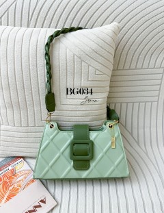 CHIC CHOC HANDBAG (GREEN) BG034