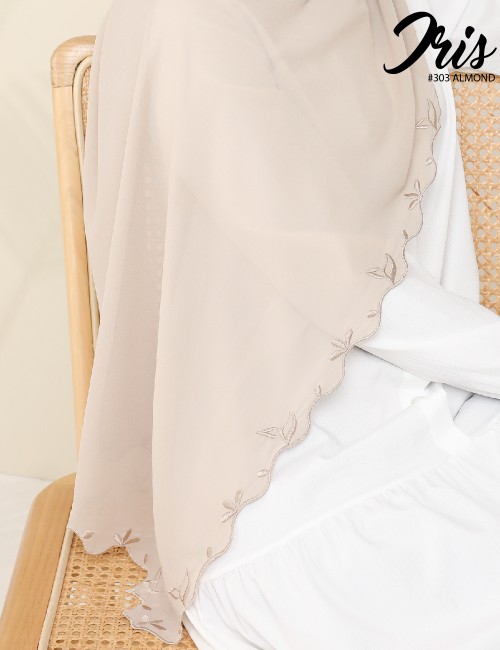 IRIS EMBROIDERY SHAWL (ALMOND) 303