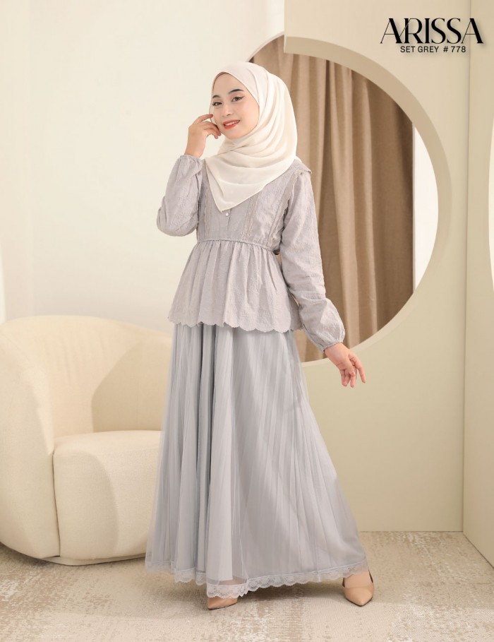 ARISSA BLOUSE WITH SKIRT SET (GREY) 778 / P778