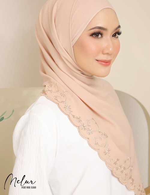 MELUR EMBROIDERY SHAWL (ROSE CLOUD) 302