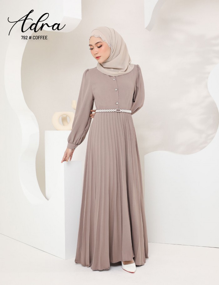 ADRA PLEATED DRESS (COFFEE) 792 / P792