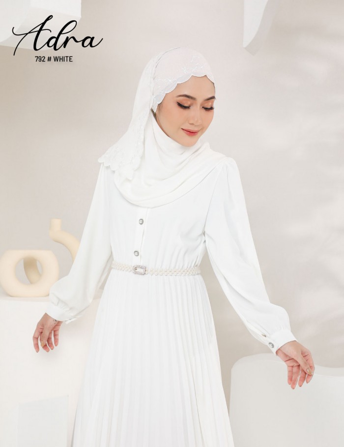 ADRA PLEATED DRESS (WHITE) 792 / P792